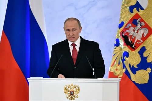 Путин зачитал ежегодное послание Федеральному собранию - ảnh 1